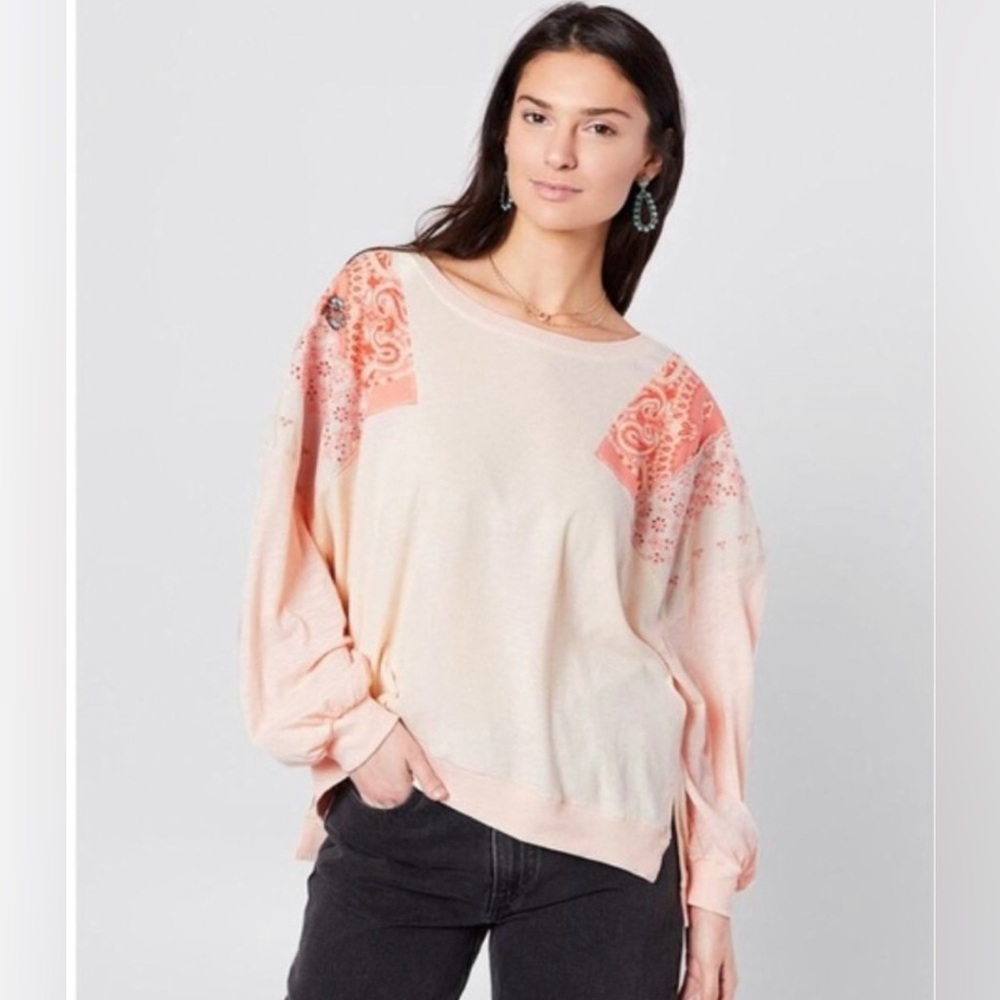 EUC Free People Size Large Feelin It Tee